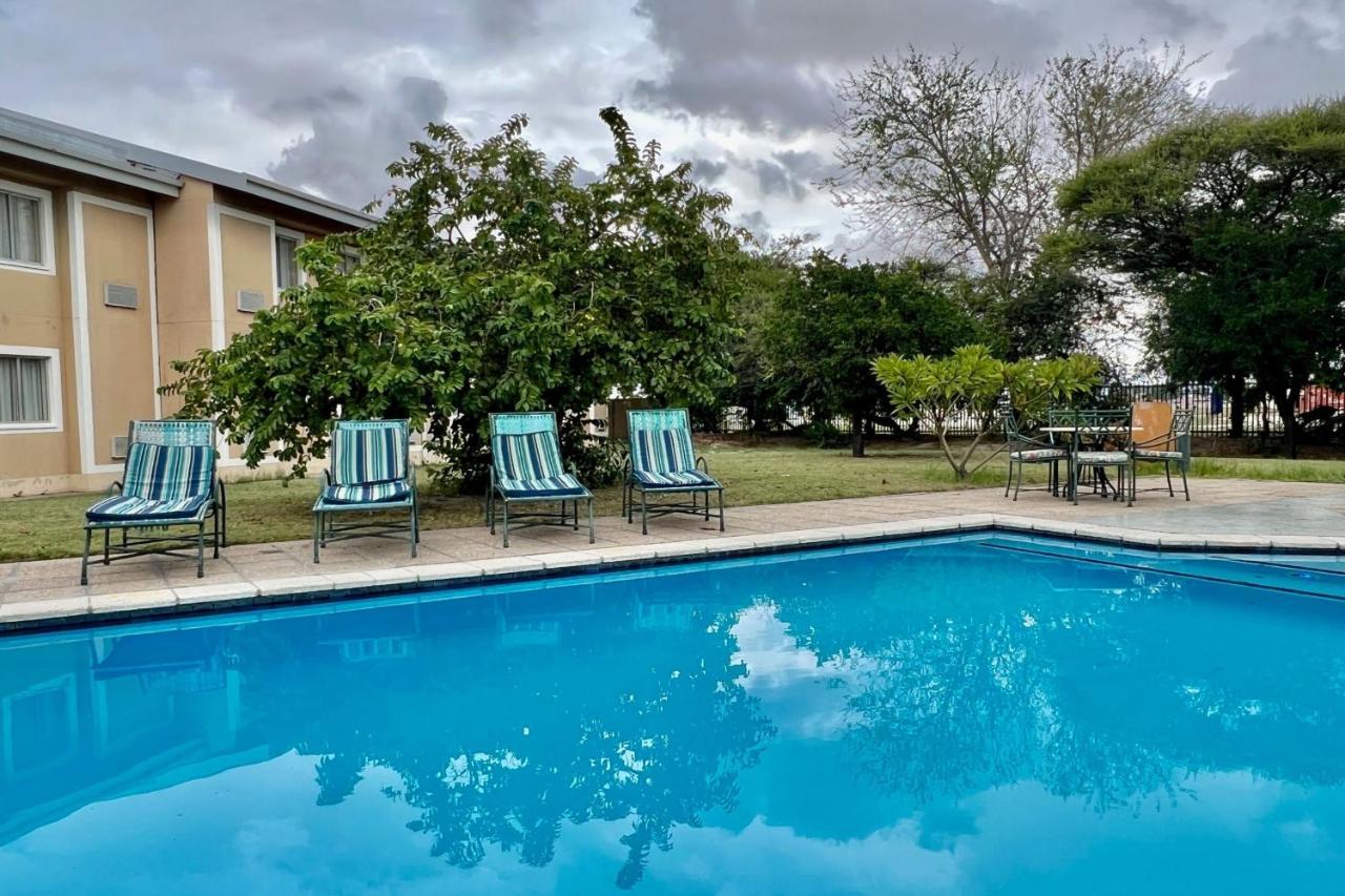 Protea Hotel By Marriott Ondangwa Exteriér fotografie