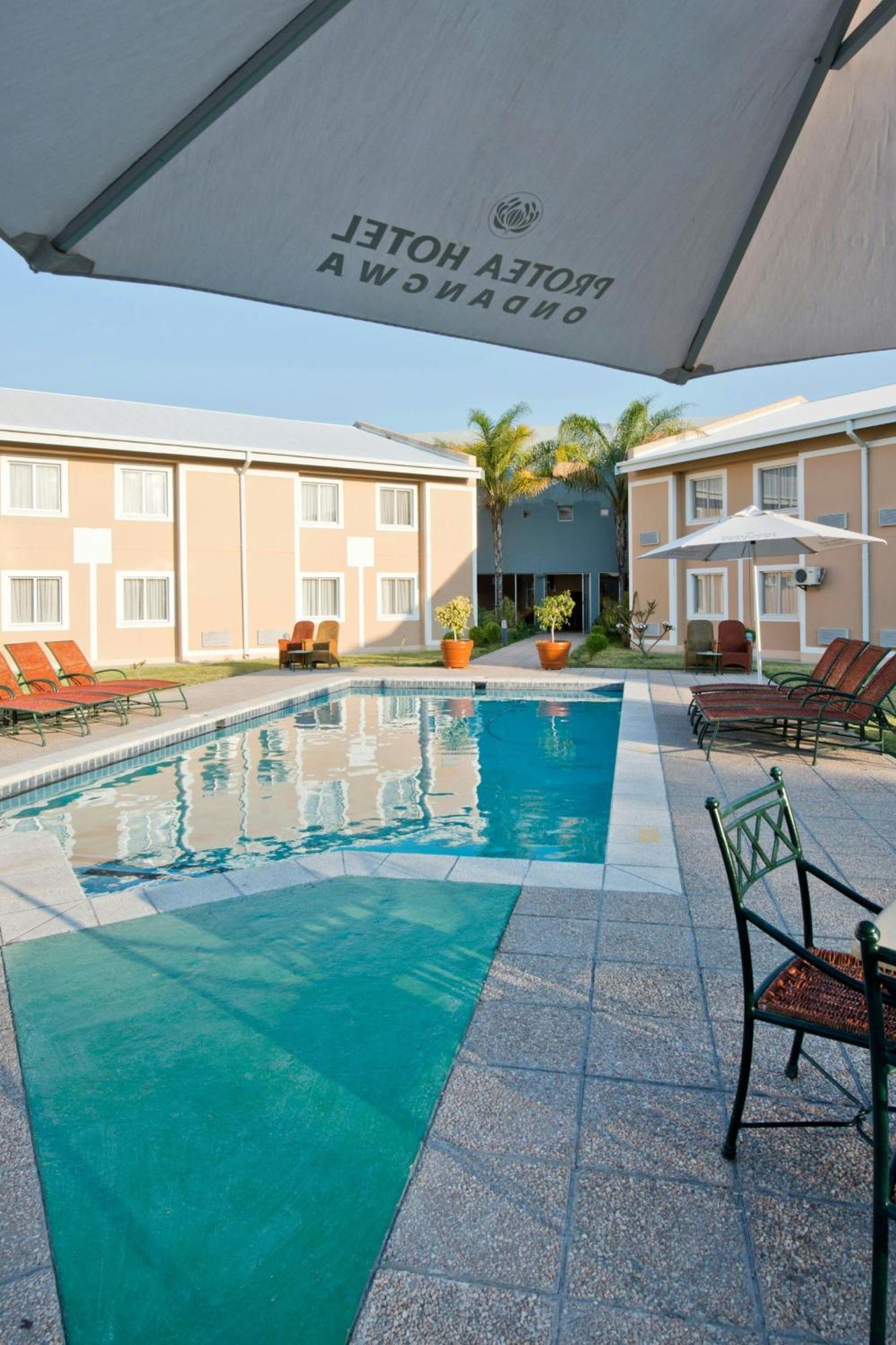 Protea Hotel By Marriott Ondangwa Exteriér fotografie